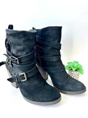 Steve Madden Black Leather Yale Belted Moto Block Heel Boots Size 10